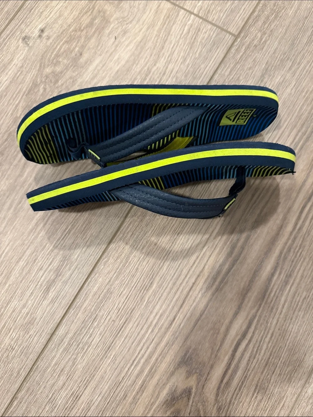 Reef Kids Navy & Lime Striped Flip Flops